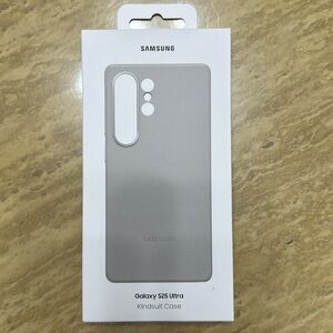New in box! Samsung Galaxy S25 Ultra Case